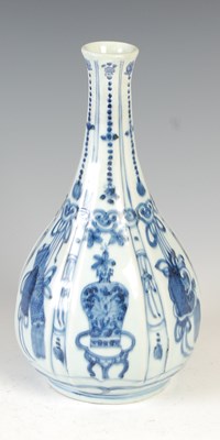 Lot 548 - A Chinese porcelain blue and white pear-shaped...