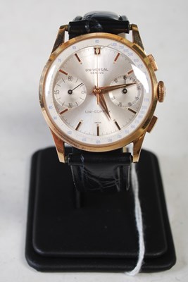 Lot 265 - A vintage gentlemans gold Universal, Geneve,...