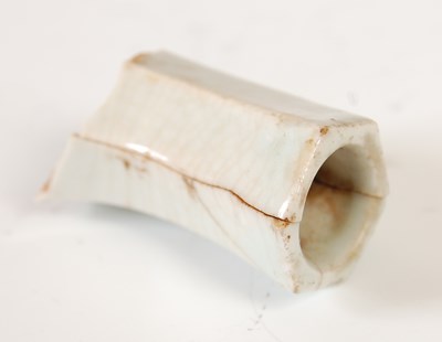 Lot 559 - A Chinese blue and white porcelain tea kettle...