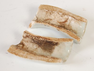 Lot 559 - A Chinese blue and white porcelain tea kettle...