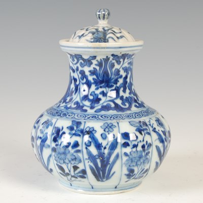 Lot 565 - A Chinese porcelain blue and white jar and...