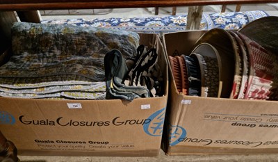 Lot 790 - A box of assorted good quality blankets,...