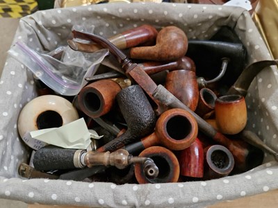 Lot 247 - A basket of assorted tobacco pipes to include...