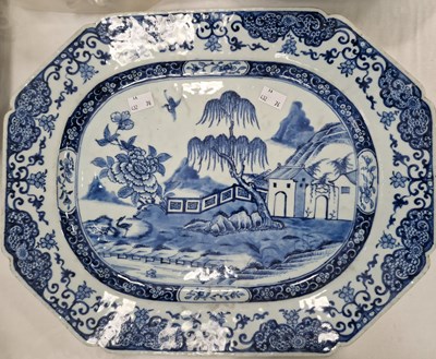 Lot 322 - A Chinese porcelain blue and white octagonal...