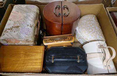 Lot 419 - Two boxes containing assorted jewellery boxes.