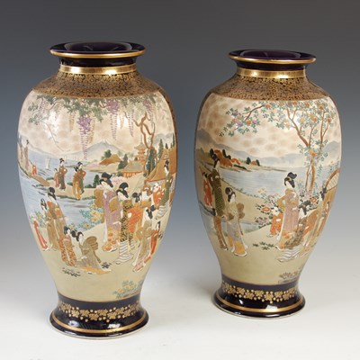 Lot 613 - A near pair of large Japanese Satsuma pottery...