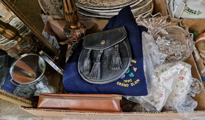 Lot 437 - Two boxes of mixed items to include ceramic...