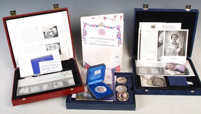 Lot 149 - A collection of assorted Royal Commemorative...
