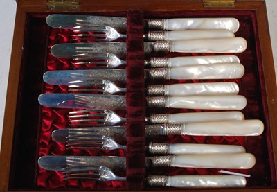 Lot 156 - A cased set of six mother of pearl handled...