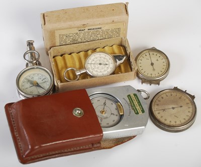 Lot 185D - A box of assorted vintage compasses, and a...