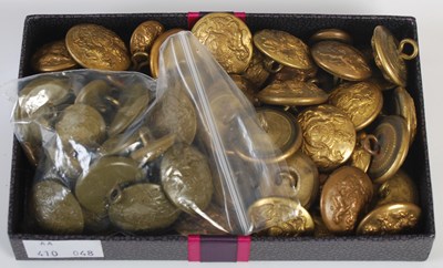 Lot 185E - A box of assorted vintage military brass buttons.
