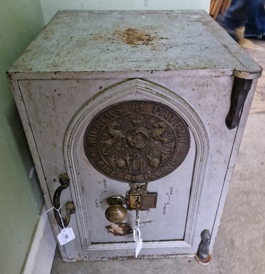 Lot 550 - A 19th century Milners patent safe, key...