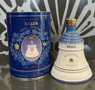 Lot 412 - A Bells Scotch Whisky Royal decanter '4th...