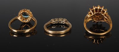 Lot 37 - Three assorted dress rings to include a 9ct...
