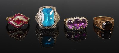 Lot 37D - Four assorted dress rings to include a 9ct...