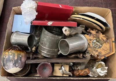 Lot 651 - A box of mixed wares to include pewter...