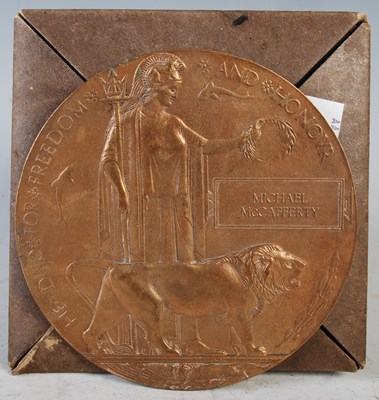 Lot 305 - A World War bronze death plaque inscribed...