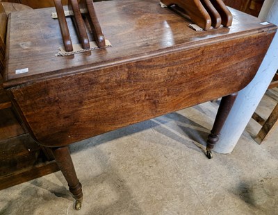 Lot 806 - A 19th century mahogany drop-leaf Pembroke...