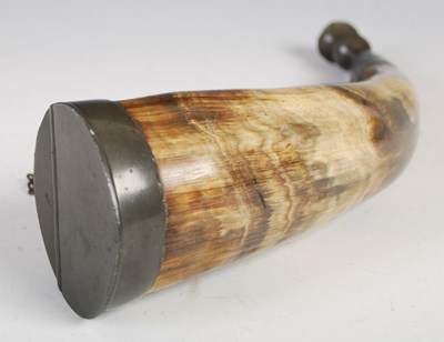 Lot 234 - A large curved horn table snuff mull with...