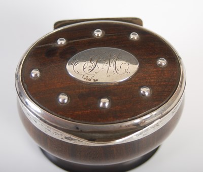 Lot 281 - A Scottish treen hard wood baluster snuff mull...