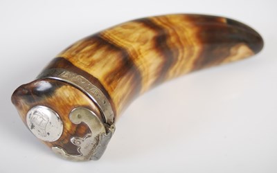 Lot 271 - A Scottish large curved horn snuff mull, the...