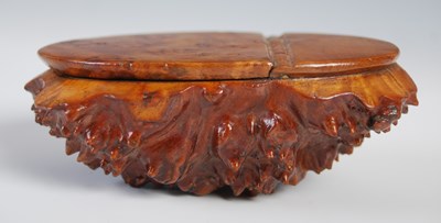 Lot 272 - A Scottish burr wood snuff box with integral...