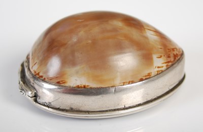 Lot 255 - A small cowrie shell snuff box with...