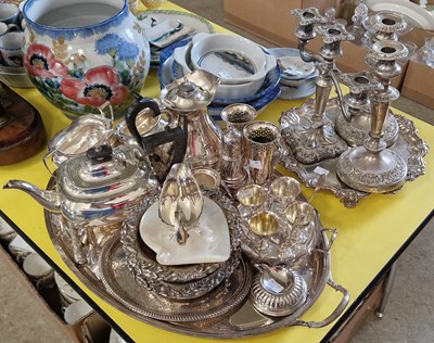 Lot 565 - A large collection of assorted EP ware to...