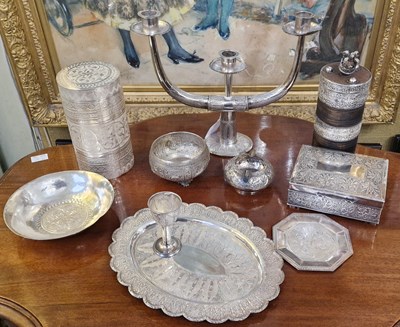 Lot 198 - A collection of assorted Eastern white...