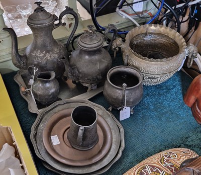 Lot 478 - A collection of mainly pewter ware to include...