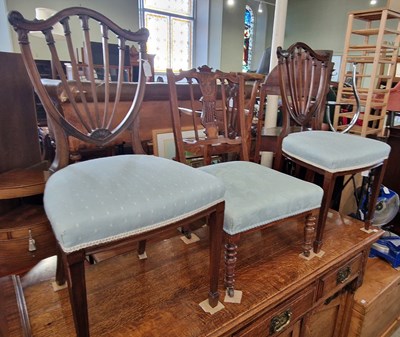 Lot 849 - A pair of mahogany shield back bedroom chairs...