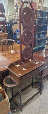 Lot 878 - An early 20th century stained oak vestibule...