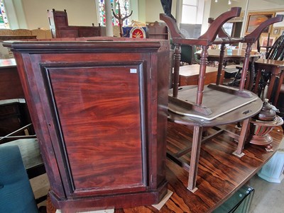 Lot 906 - Three pieces of furniture to include a...