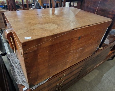 Lot 919 - A teak rectangular storage box with rope twist...