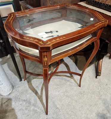 Lot 954 - An Edwardian mahogany and marquetry inlaid...