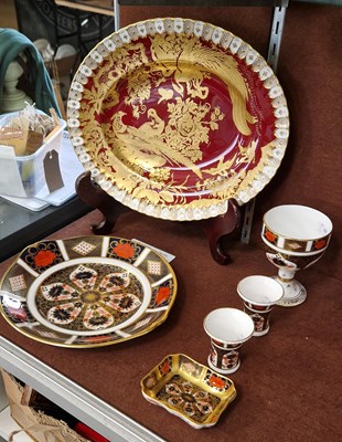 Lot 12 - A collection of Royal Crown Derby wares to...