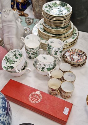 Lot 344 - A Coalport Cathay patterned part tea/dinner...