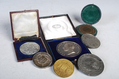 Lot 27 - A collection of assorted mixed metal...