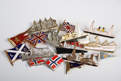 Lot 67 - Nautical Interest - a collection of assorted...