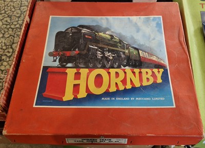 Lot 397 - A boxed Hornby "0-Gauge Clockwork Trainset,...