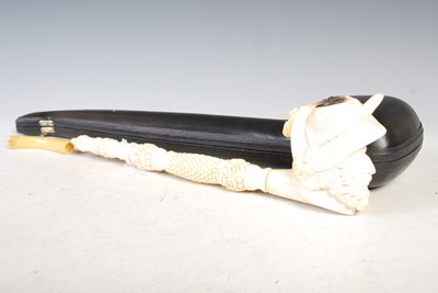 Lot 259 - A vintage Meerschaum church warden's pipe. The...