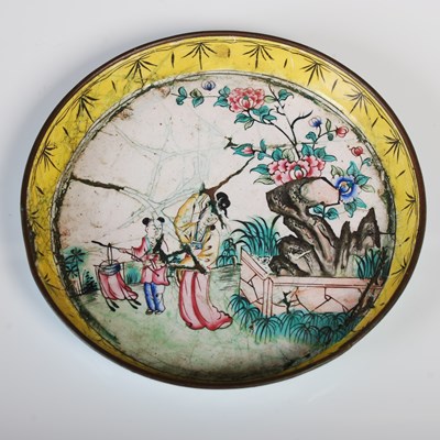 Lot 185 - A Chinese Canton enamel circular dish...