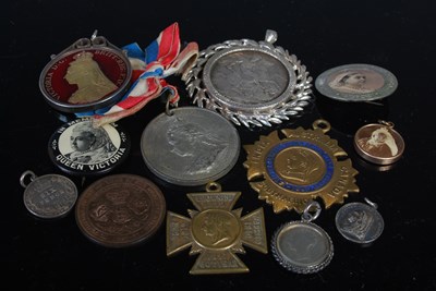 Lot 197 - A collection of assorted Victorian...