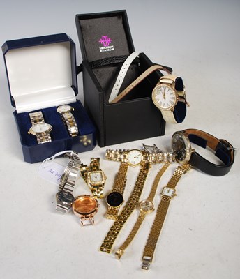 Lot 219 - A collection of assorted ladies wristwatches...